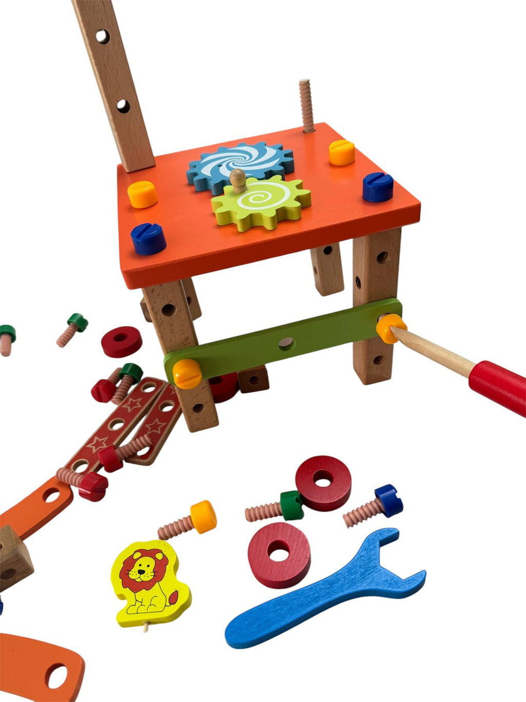 Set de construcție educativ și interactiv - Scaun din lemn de asamblat cu șuruburi și unelte
