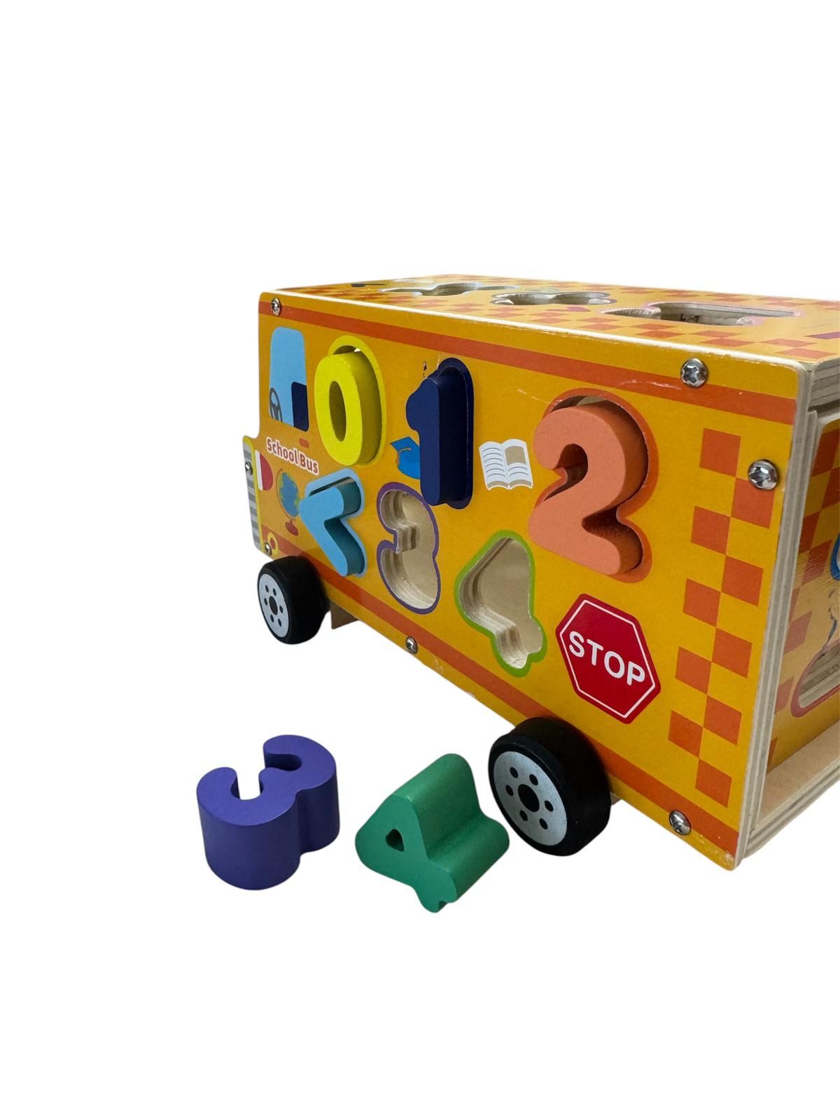 Set Interactiv cu forme, cifre și litere - Autobuz educativ din lemn, 3+ ani