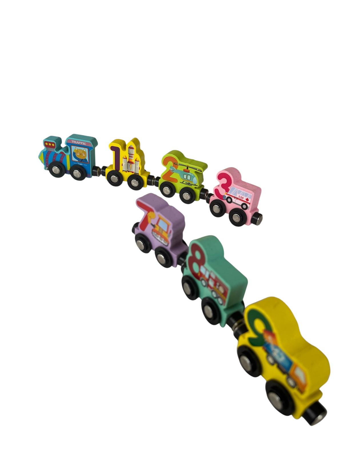 Tren educativ magnetic cu cifre 0–9 – Set din lemn, 3+ ani