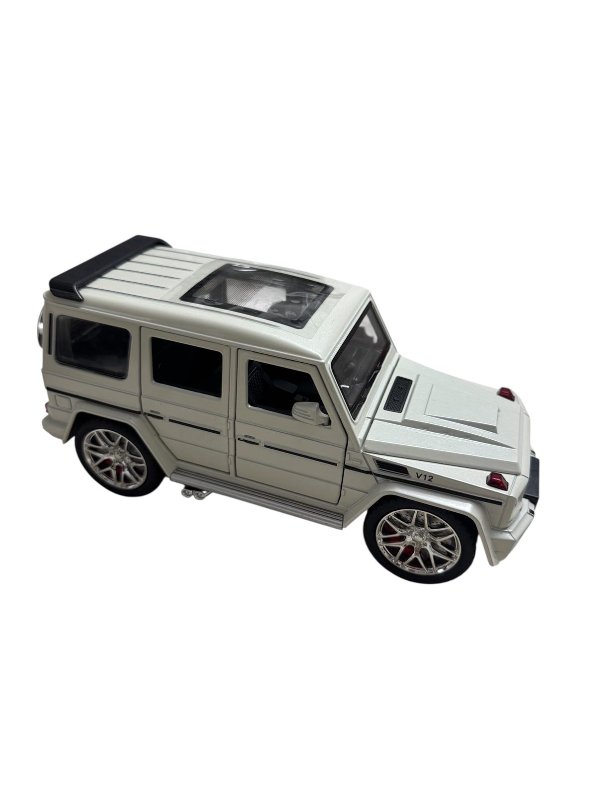 Mașină Jucărie cu Telecomandă Off-Road, RC, 1:24, 2.4GHz, 6WD, cu lumini și sunet
