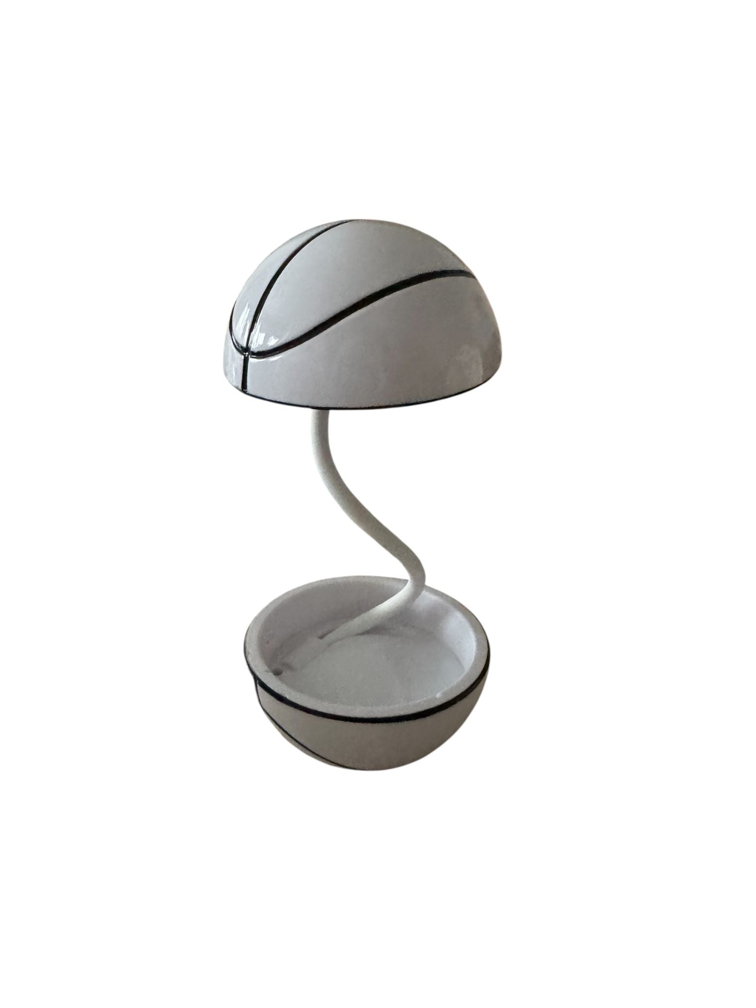 Lampă de birou LED în formă de minge de baschet, reîncărcabilă USB, suport telefon, lumină reglabilă, design modern